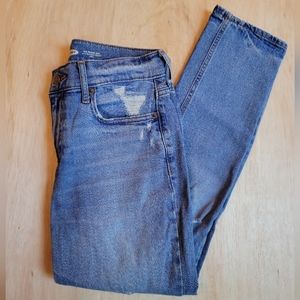 Old Navy Distressed Power Jean "perfect straight ankle" medium wash Size 4